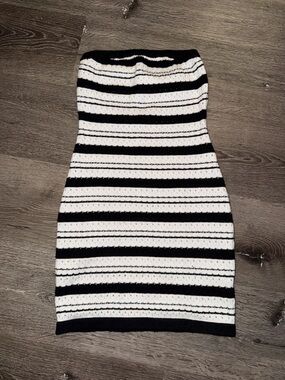 Strapless Black & White Knit Dress